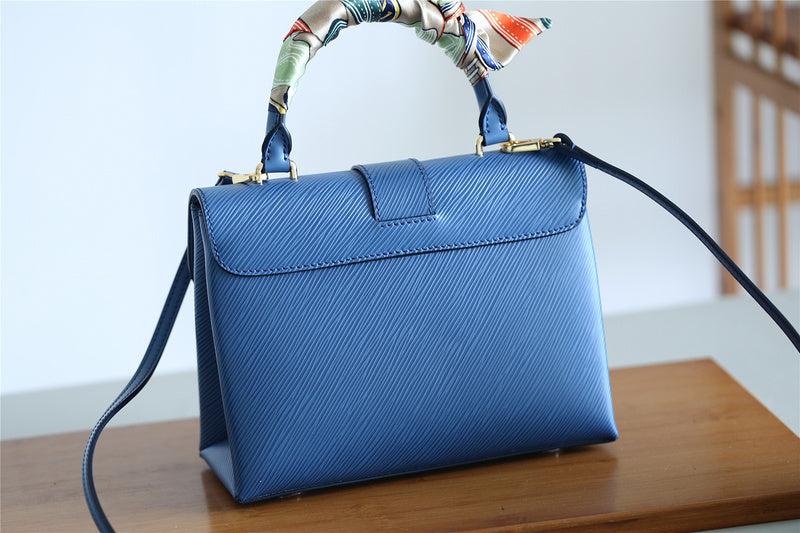 Alice bags - Louis Vuittons  - 7811
