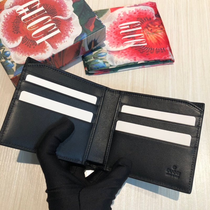 Gucci   Luxury Bags  857