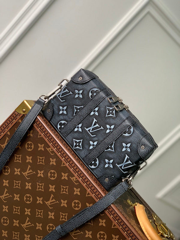Alice Bags- Louis Vuittons  - 16045