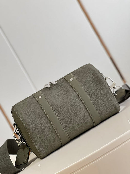 Alice  Bags- Louis Vuittons  - 16132