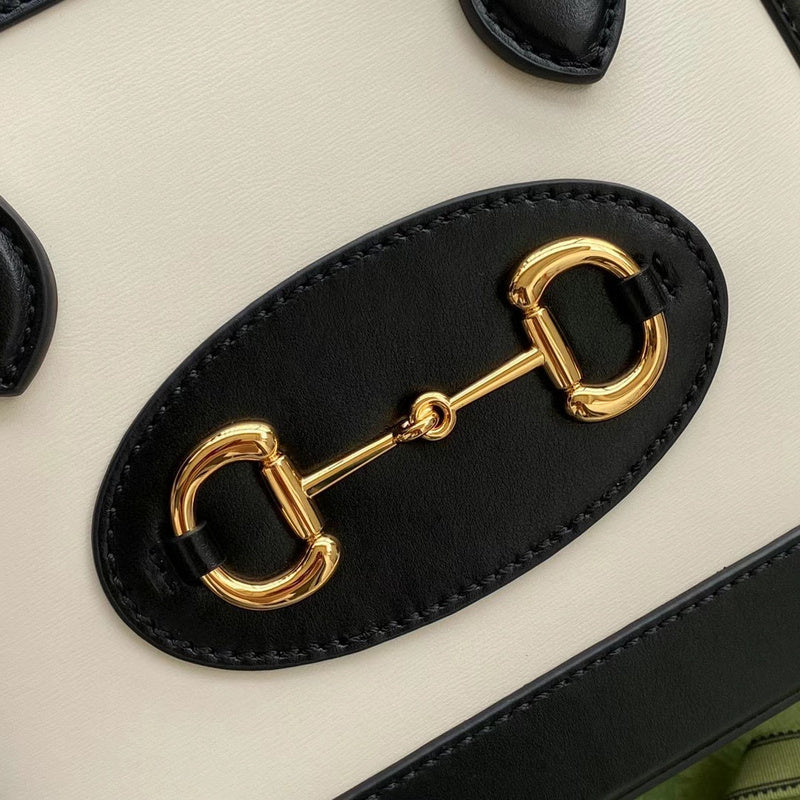 Gucci   Luxury Bags  1029