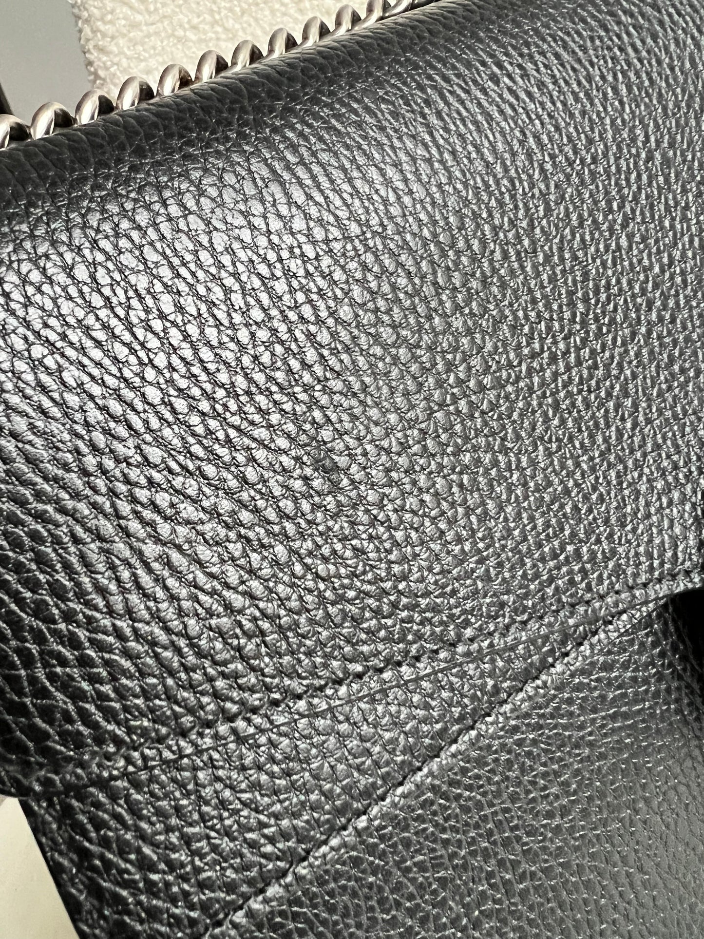 Gucci Dionysus Black Medium Shoulder Bag (RRP £2,400)