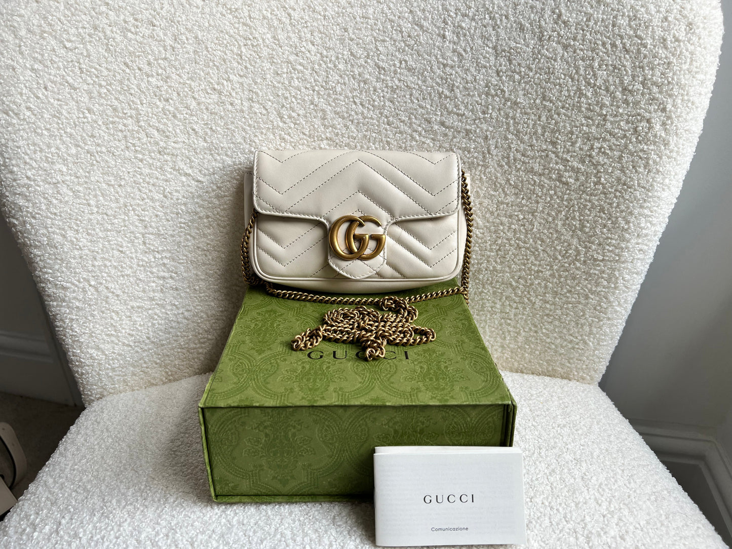 Gucci GG White Marmont Super Mini Shoulder Bag (RRP £985)