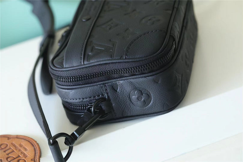 Alice bags - Louis Vuittons  - 9893