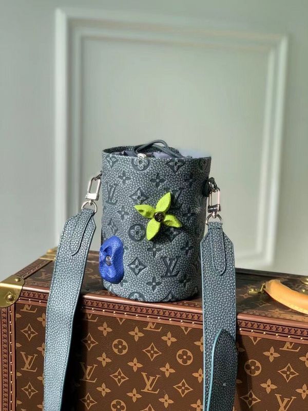 Alice Bags- Louis Vuittons  - 16321