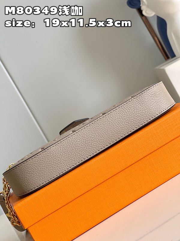 Alice  Bags- Louis Vuittons  - 15867