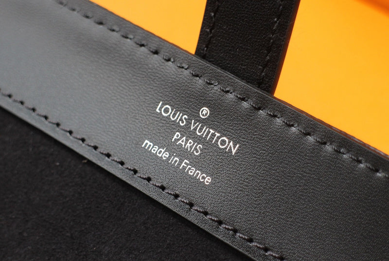 Alice Bags- Louis Vuittons  - 16561