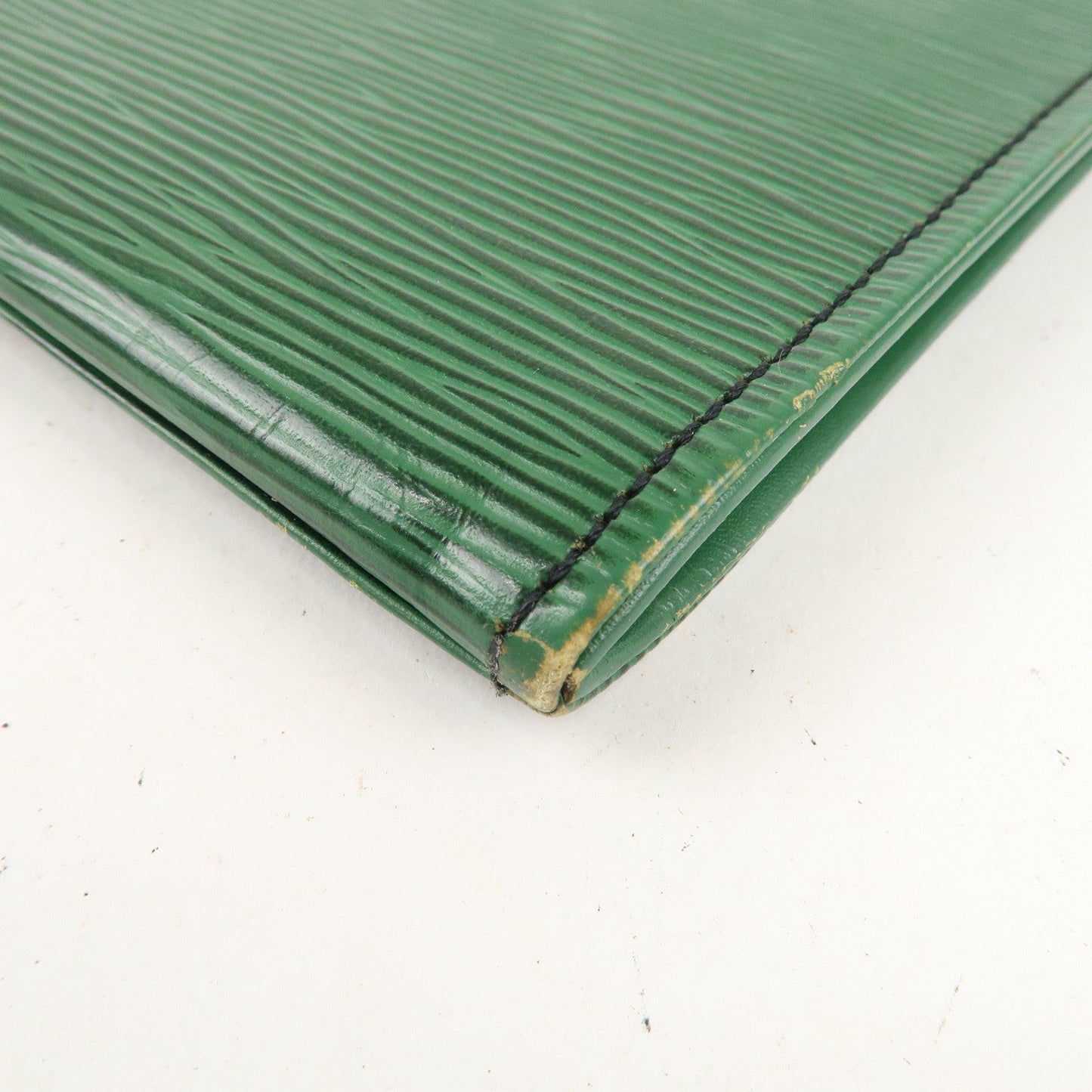 Louis Vuitton Epi Iena 28 Clutch Bag Borneo Green M52724