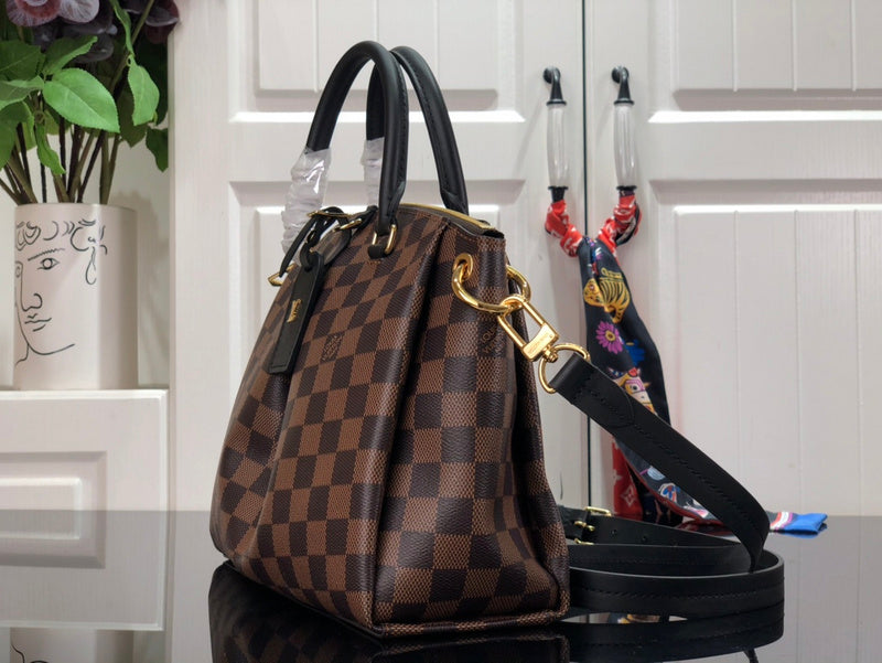 Alice  Bags- Louis Vuittons  - 15926
