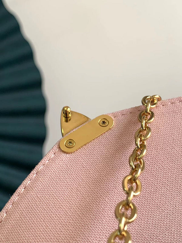 Alice bags- Louis Vuittons  - 16768