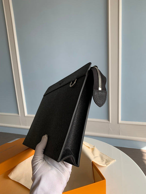Alice Bags- Louis Vuittons  - 16096