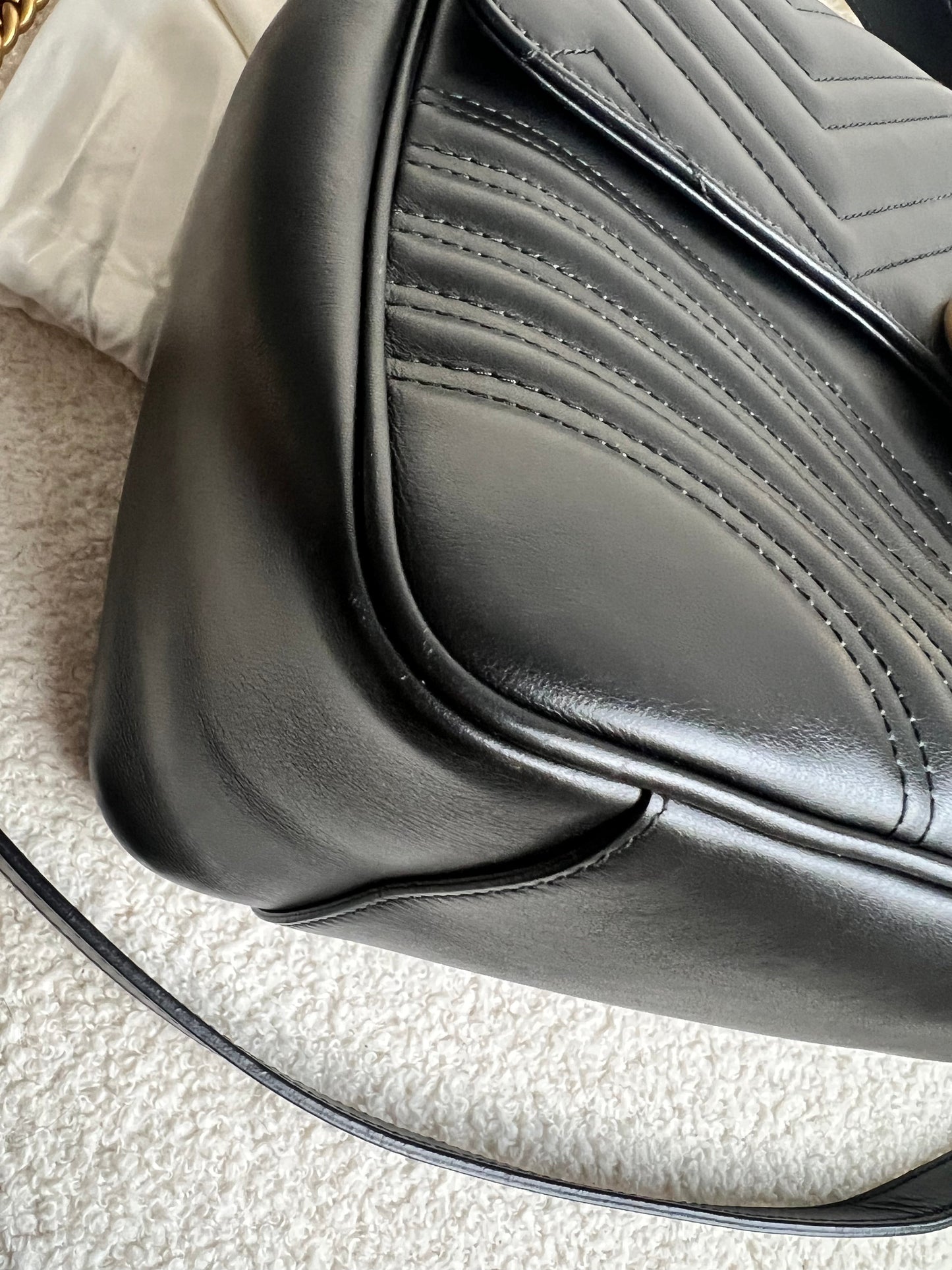 Gucci GG Black Marmont Medium Top Handle Bag (RRP £2290)