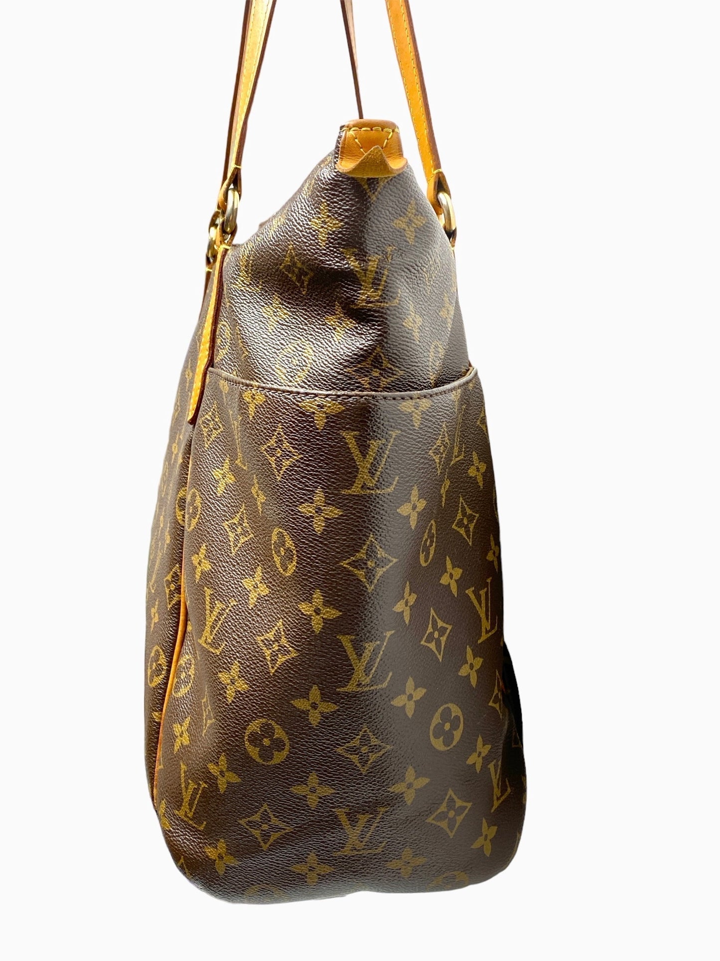 Handbag Luxury Designer By Louis Vuitton  Size: Large