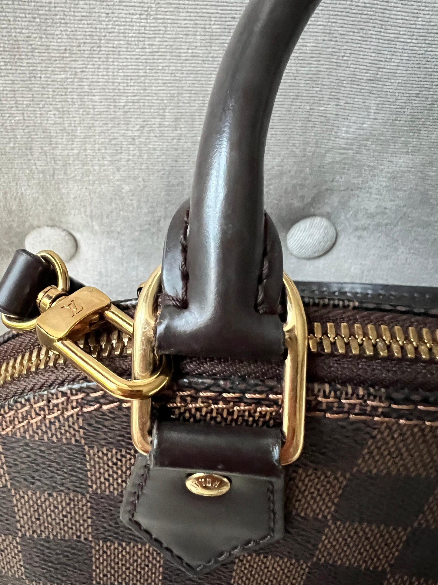 Louis Vuitton Alma BB Damier Ebene