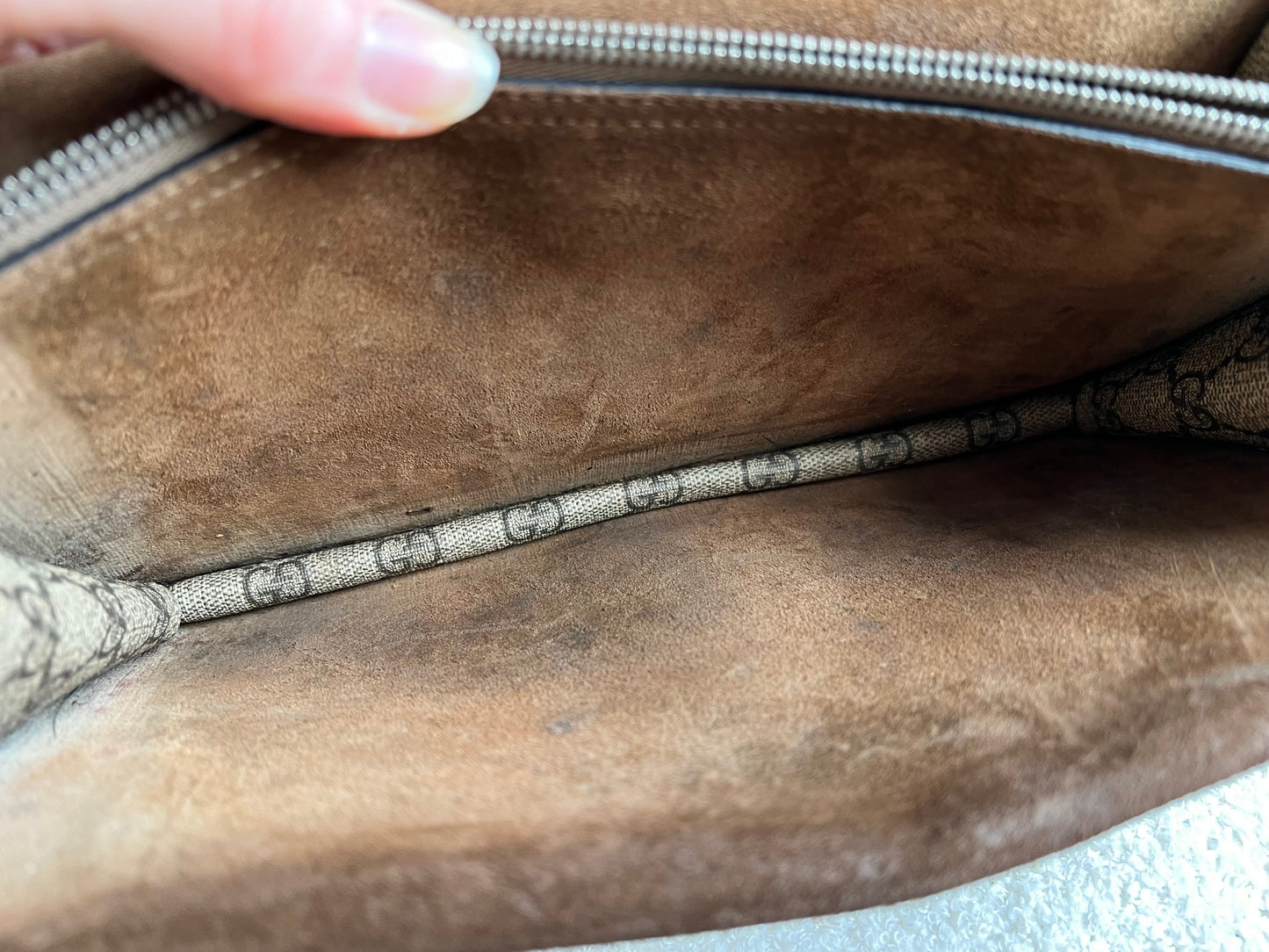 Gucci Dionysus GG Supreme Small Shoulder Bag (RRP £2,400)