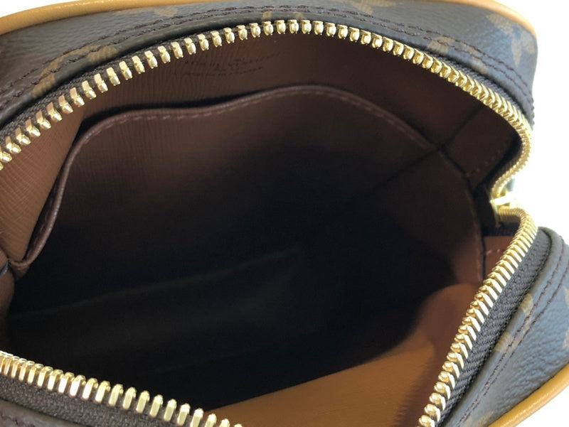 Alice Bags- Louis Vuittons  - 16063