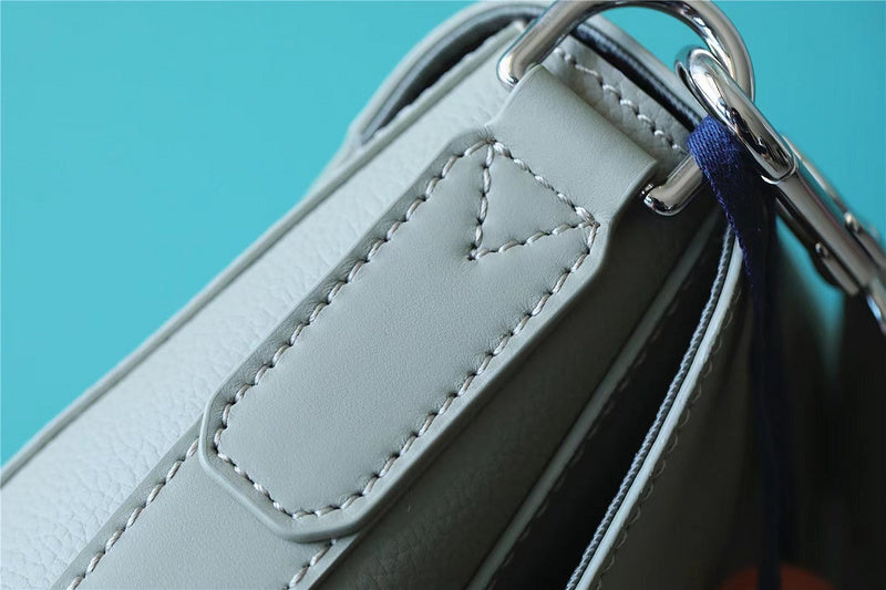 Alice bags - Louis Vuittons  - 9930