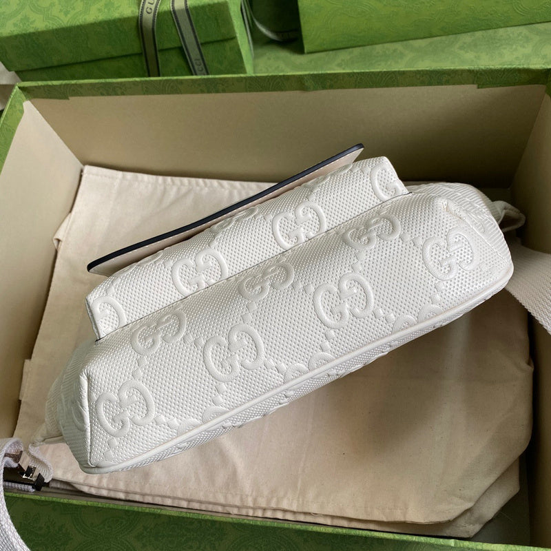 Gucci   Luxury Bags  1023
