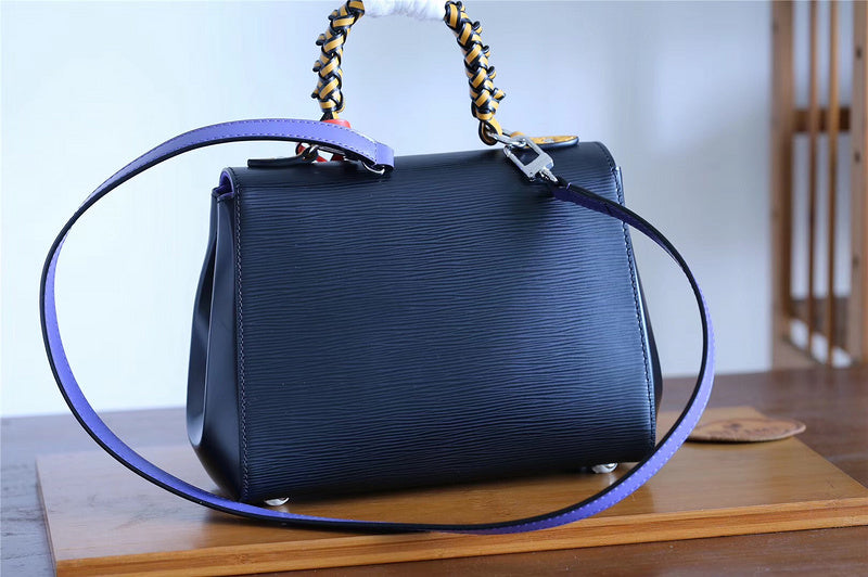Alice bags - Louis Vuittons  - 7970