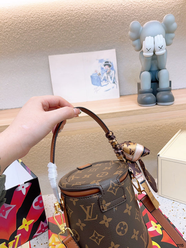 Alice bags - Louis Vuittons  - 14931