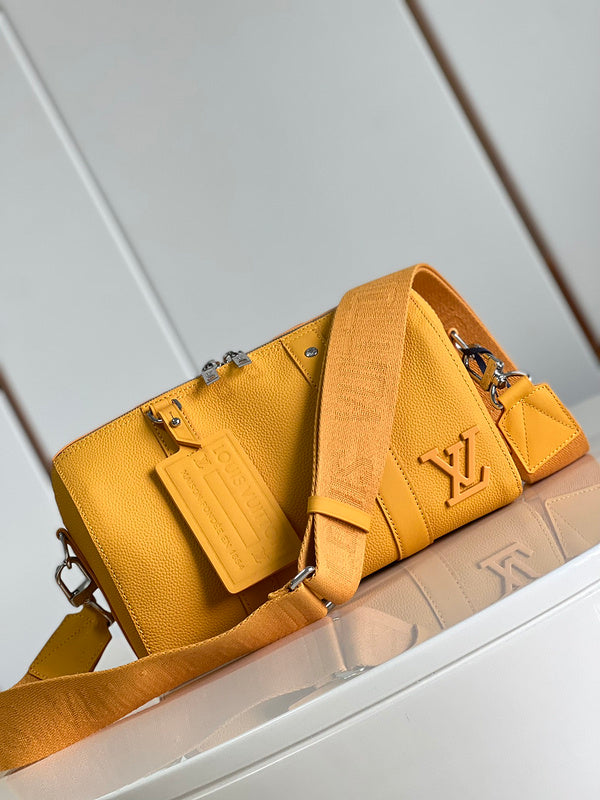 Alice Bags- Louis Vuittons  - 16131