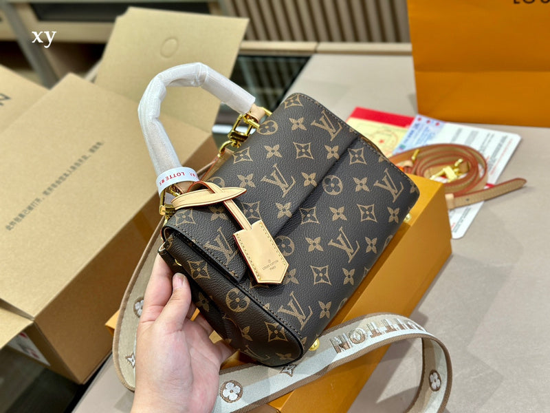 Alice bags - Louis Vuittons  - 14849