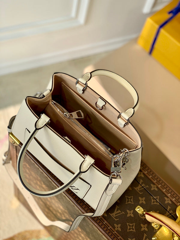 Alice Bags- Louis Vuittons  - 16744