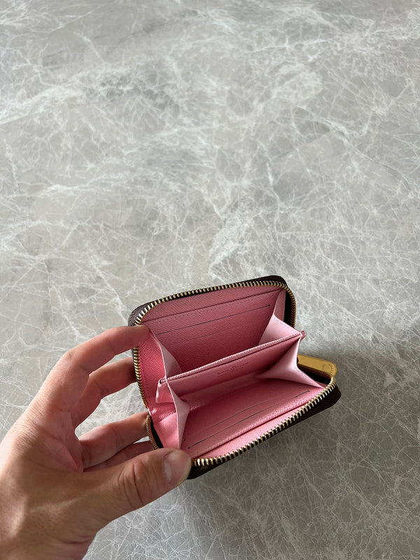 Alice Bags- Louis Vuittons  - 16018