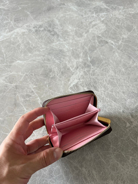 Alice Bags- Louis Vuittons  - 16018