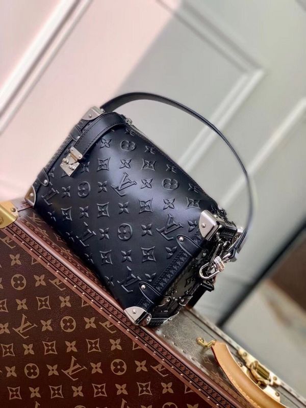 Alice Bags- Louis Vuittons  - 15958
