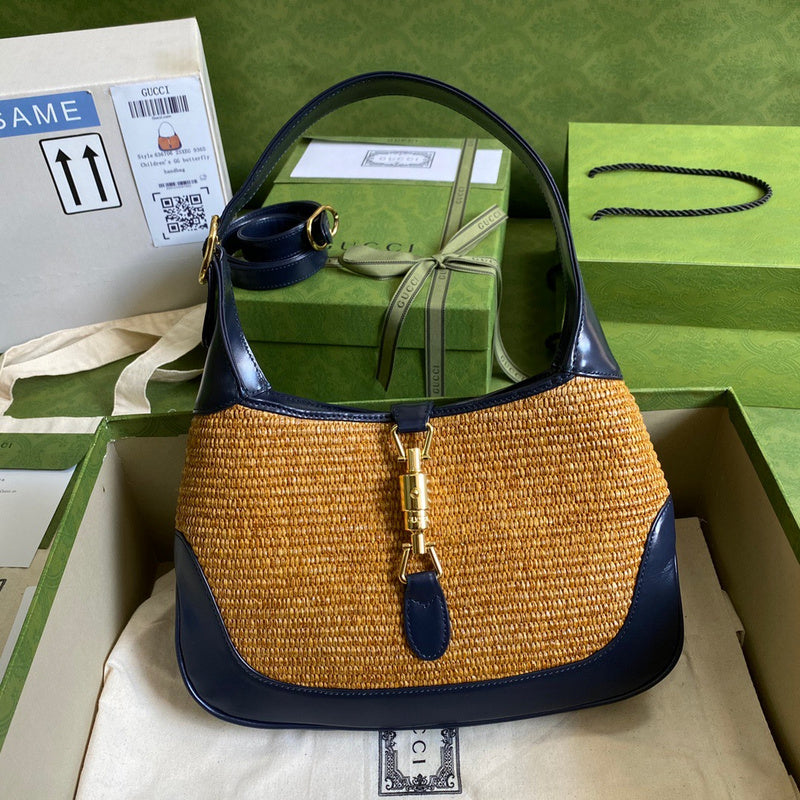 Gucci   Luxury Bags  1045