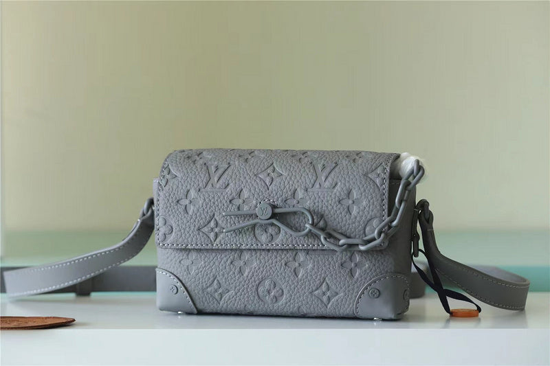 Alice bags - Louis Vuittons  - 9985