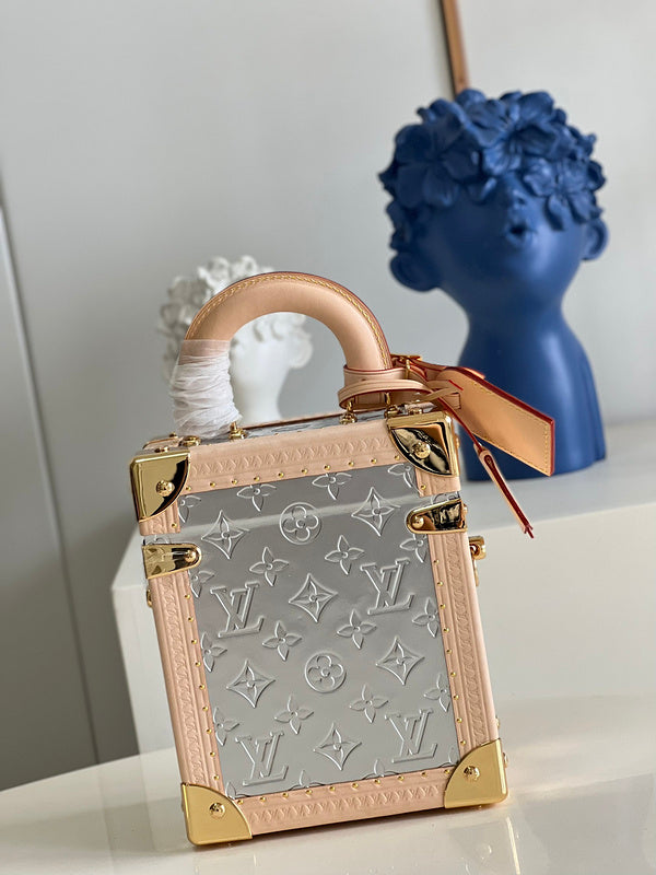 Alice Bags- Louis Vuittons  - 16538