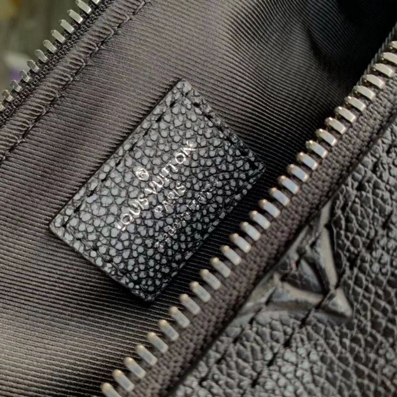Alice Bags- Louis Vuittons  - 15960