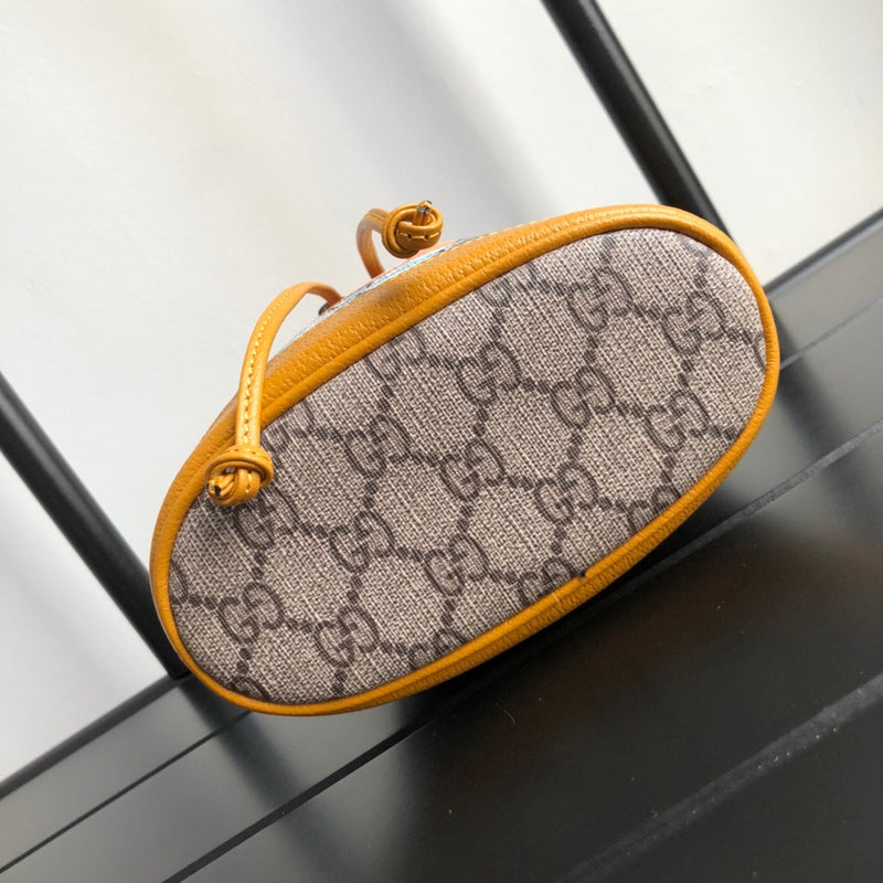 Gucci   Luxury Bags  981