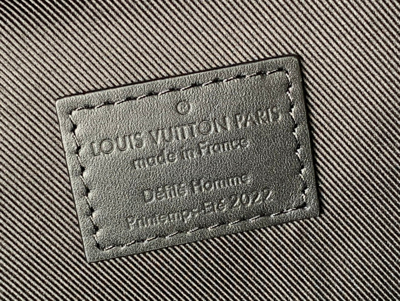 Alice Bags- Louis Vuittons  - 15929