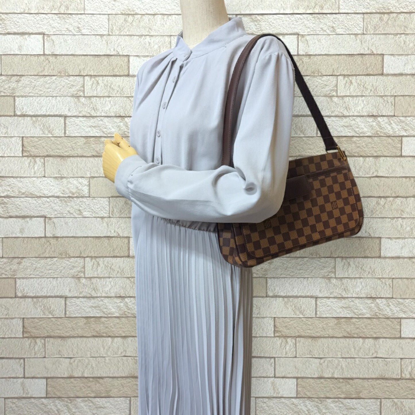 Louis Vuitton  Damier Canvas Shoulder Bag