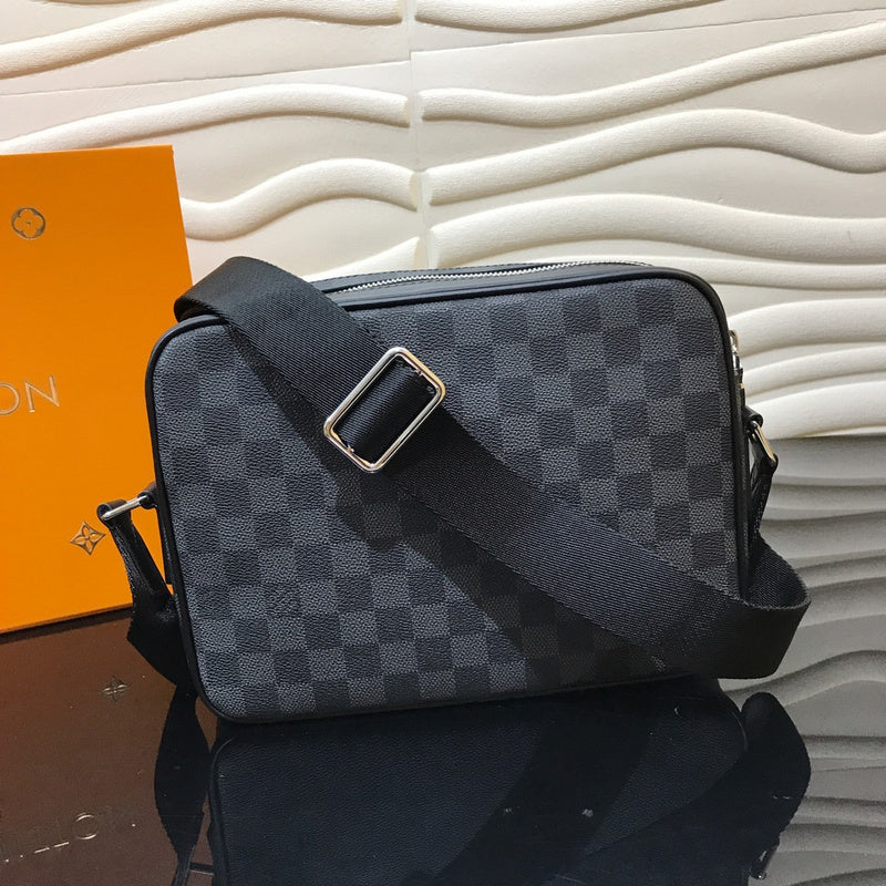 Alice Bags- Louis Vuittons  - 16556