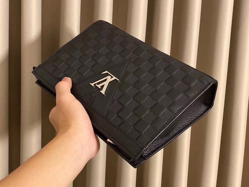 Alice Bags- Louis Vuittons  - 16398