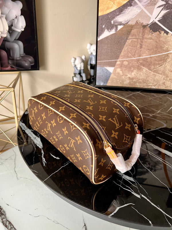 Alice bags - Louis Vuittons  - 15728
