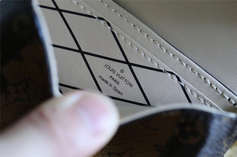 Alice bags - Louis Vuittons  - 9319