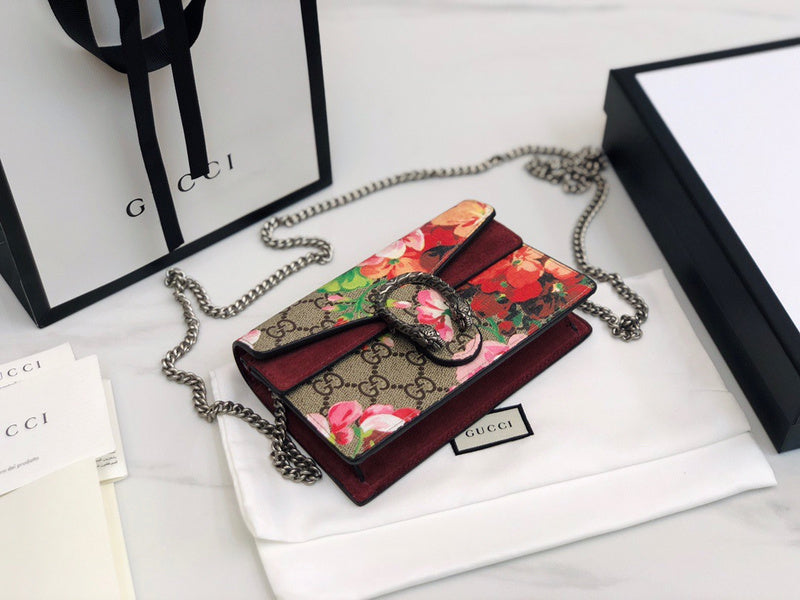 Gucci   Luxury Bags  1162