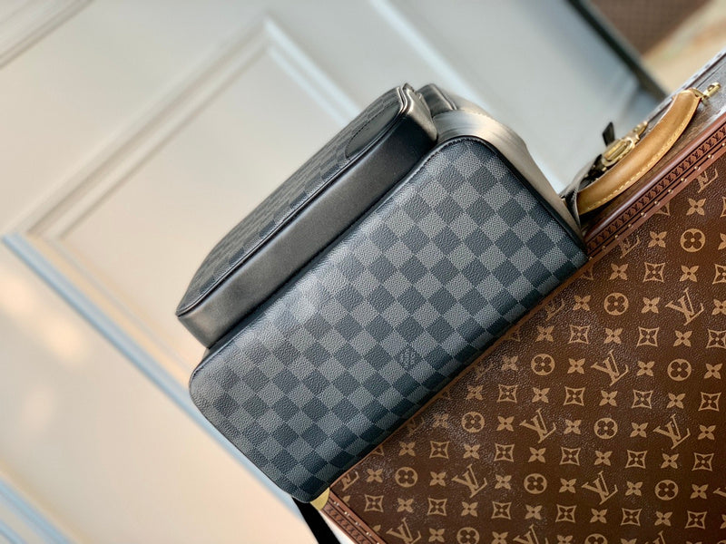 Alice bags - Louis Vuittons  - 15322