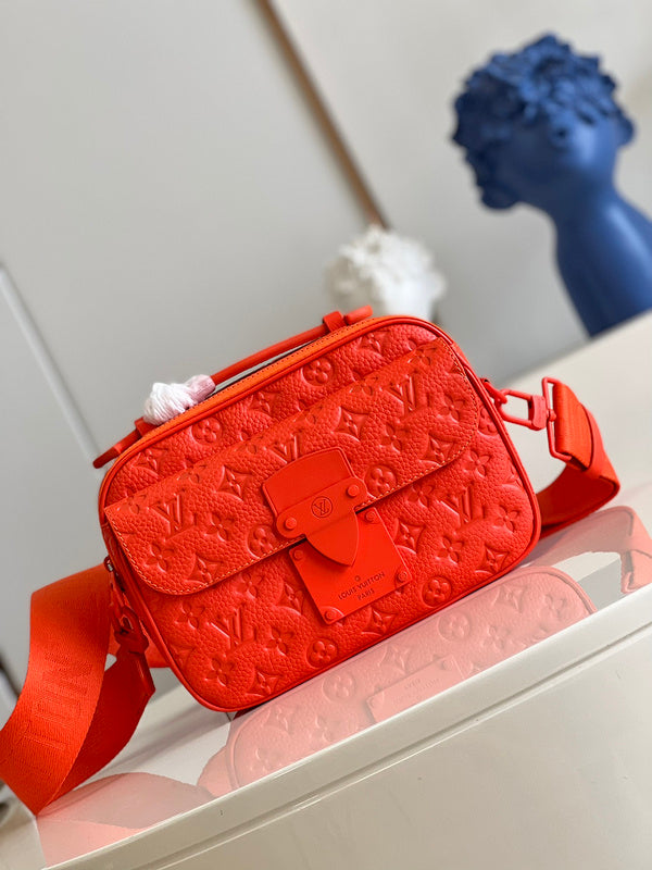 Alice Bags- Louis Vuittons  - 16415