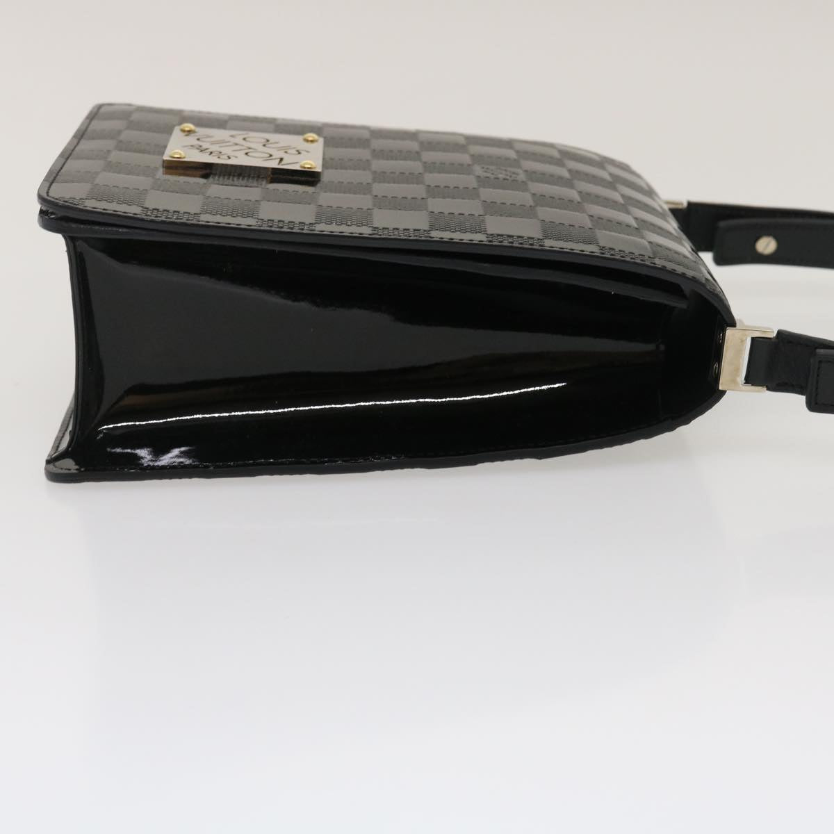 Louis Vuitton COUVERTURE AGENDA FONCTIONNEL PM Shoulder Bag