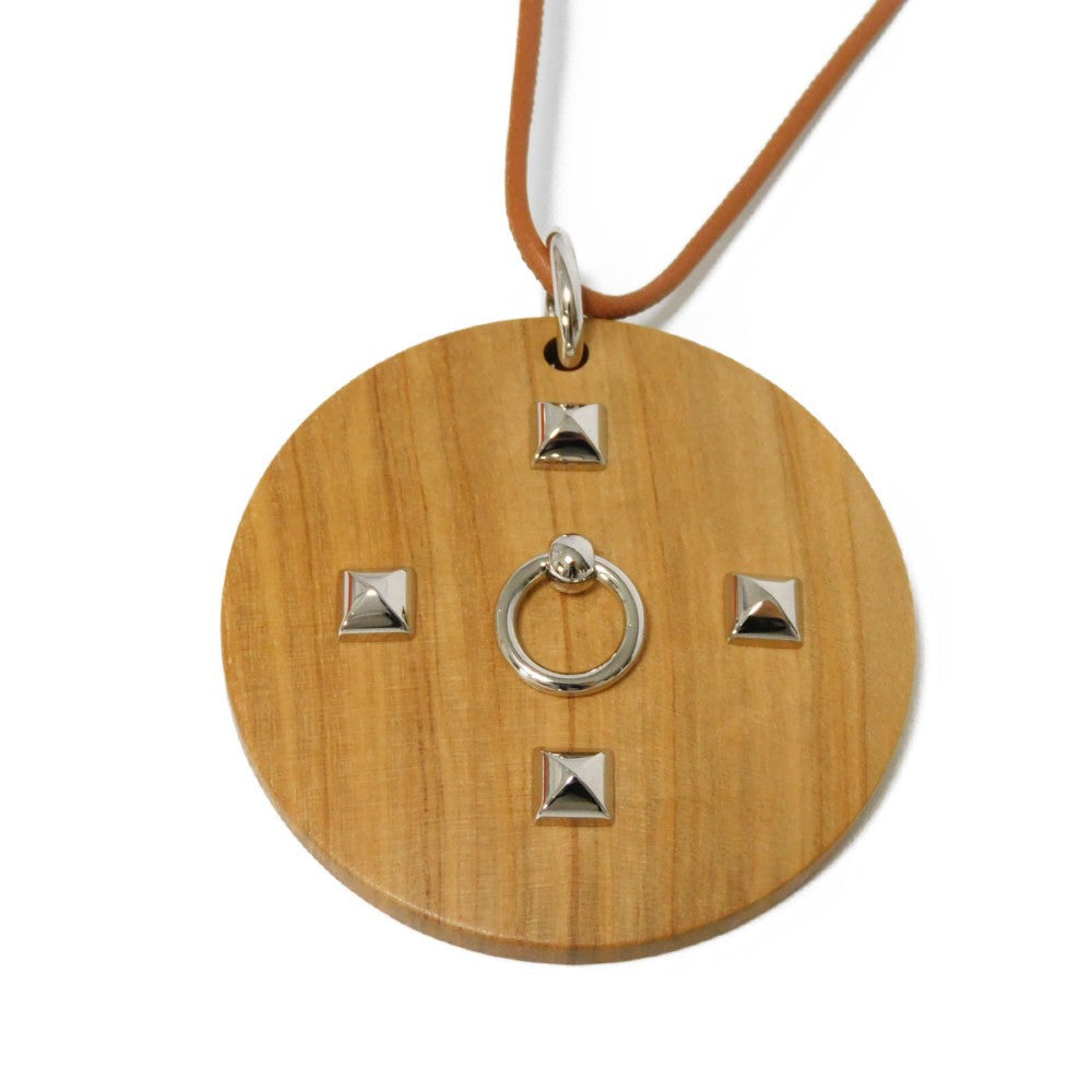HERMES Necklace Vaux Swift, Wood natural Studs Medall Pendant