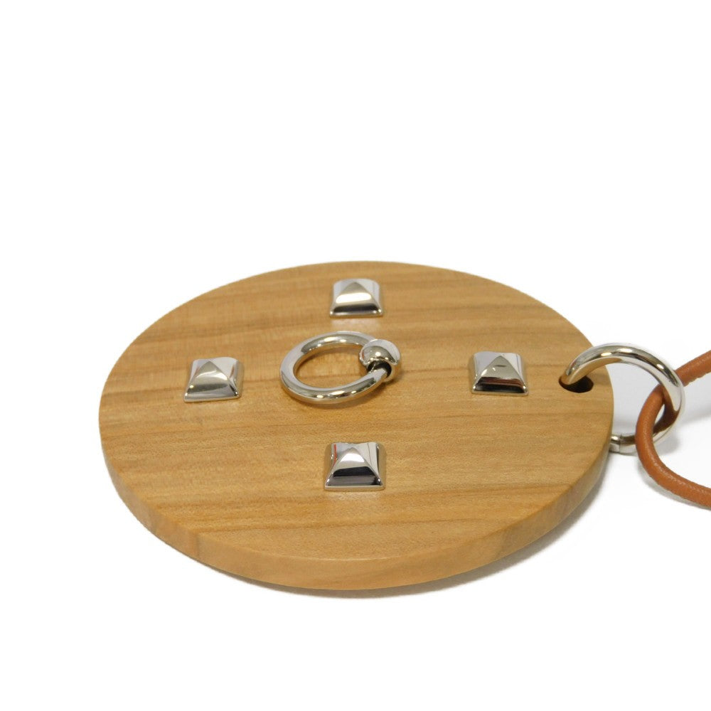HERMES Necklace Vaux Swift, Wood natural Studs Medall Pendant