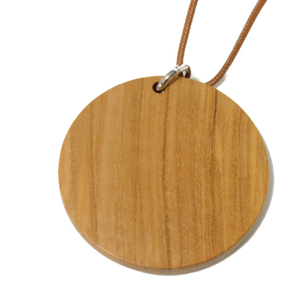 HERMES Necklace Vaux Swift, Wood natural Studs Medall Pendant