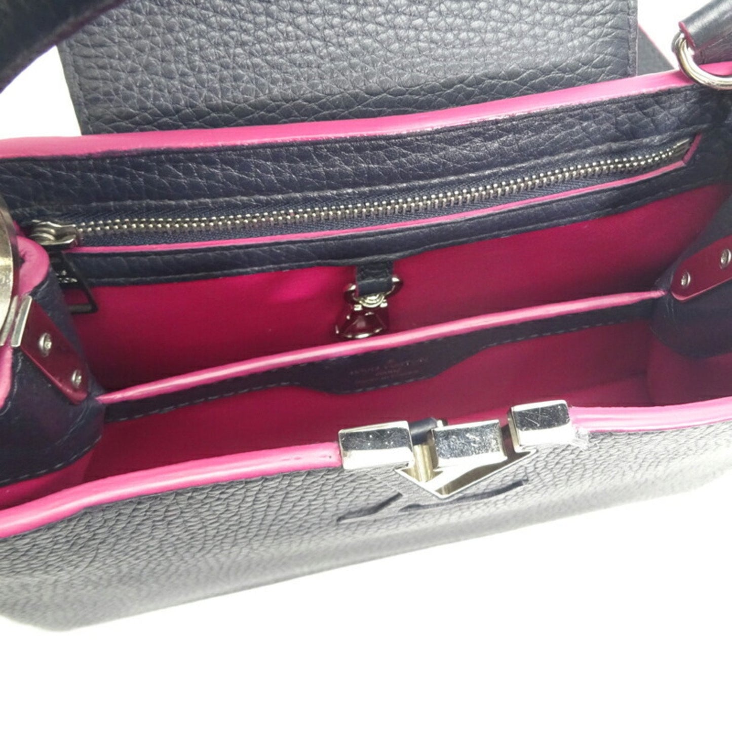 LOUIS VUITTON Capucines Handbag