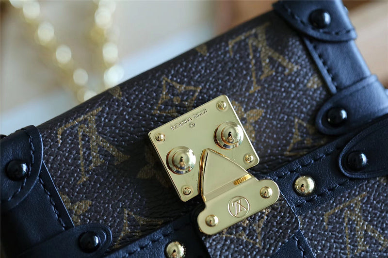 Alice bags - Louis Vuittons  - 9322